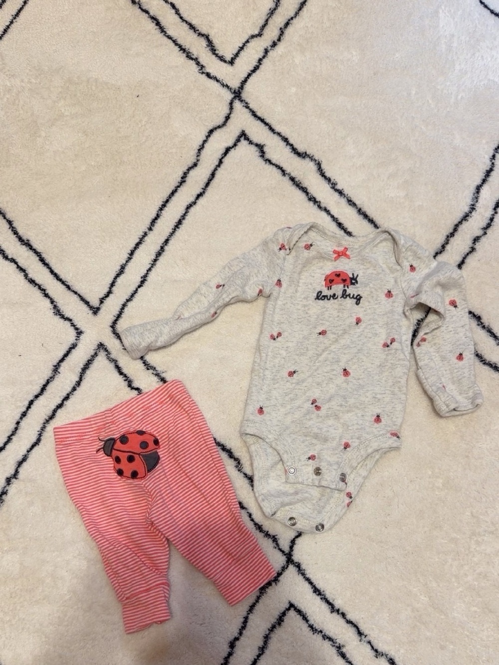 Baby Girl Grey 'Love Bug' Long-Sleeve Bodysuit & Pink Stripe Pants Set